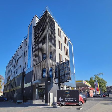 Hotel Sanova Jaroslaw Ngoại thất bức ảnh