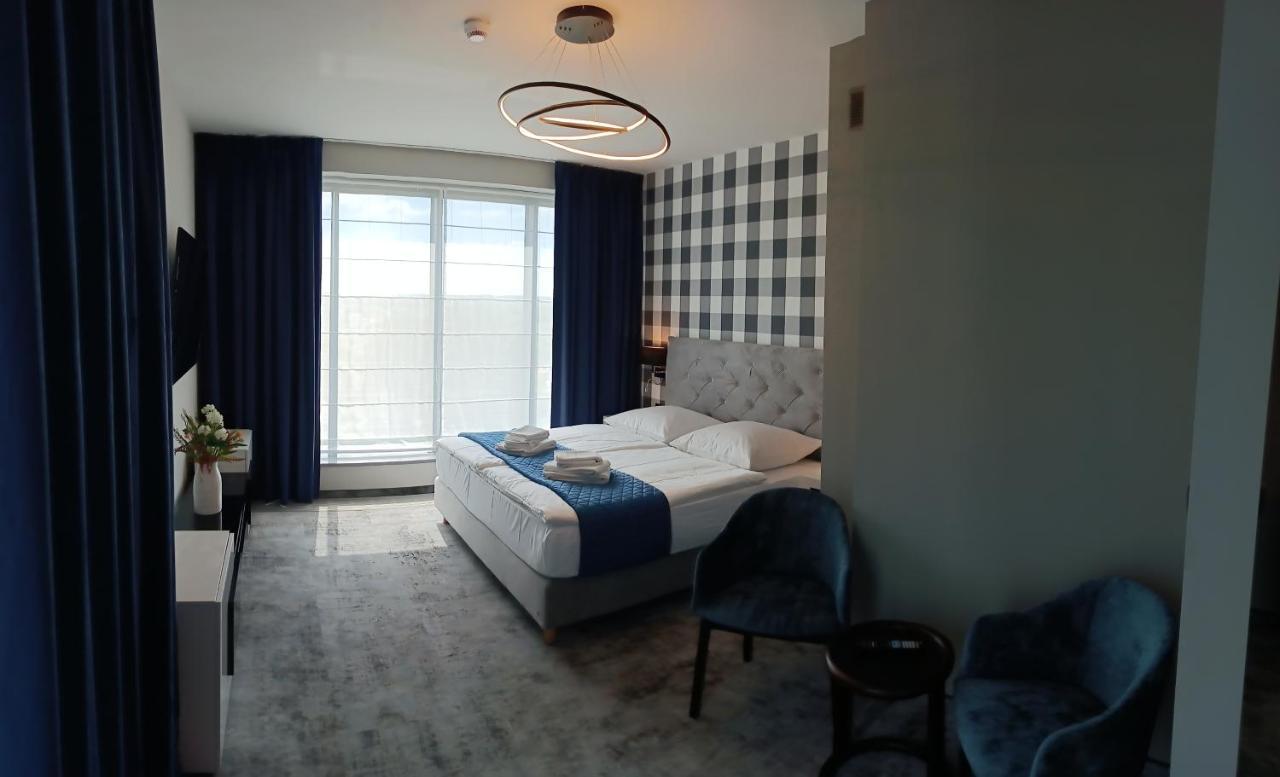 Hotel Sanova Jaroslaw Ngoại thất bức ảnh