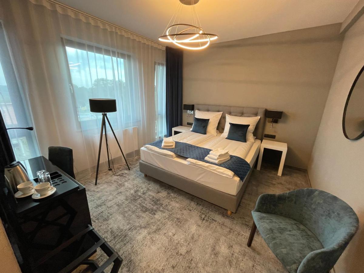 Hotel Sanova Jaroslaw Ngoại thất bức ảnh