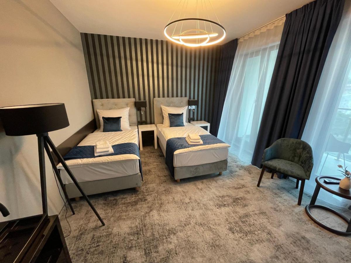 Hotel Sanova Jaroslaw Ngoại thất bức ảnh