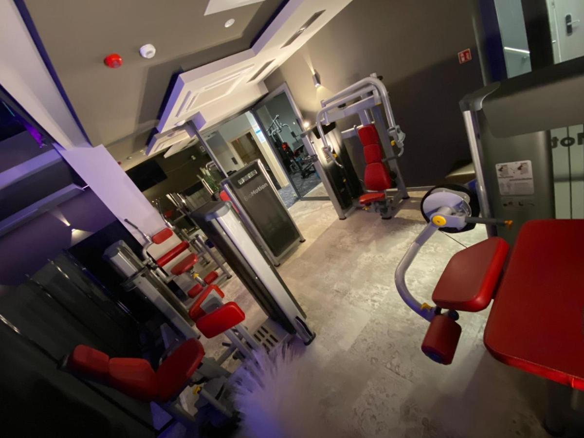 Hotel Sanova Jaroslaw Ngoại thất bức ảnh